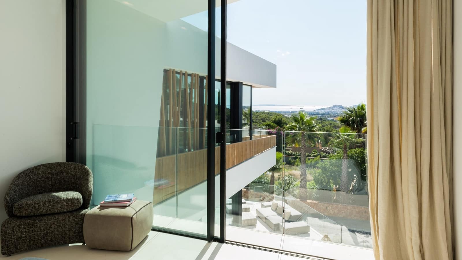 6 soveværelse Villa til salg i Ibiza by med swimmingpool - € 7.900.000 (Ref: 8214729)