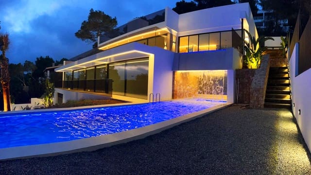 5 soverom Villa til salgs i Sant Antoni de Portmany med svømmebasseng - € 4 900 000 (Ref: 8217923)