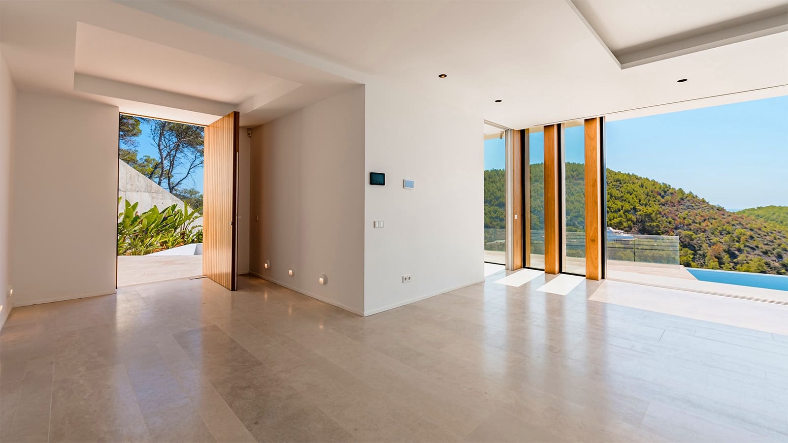 6 soveværelse Villa til salg i Roca Llisa med swimmingpool - € 7.500.000 (Ref: 8374743)