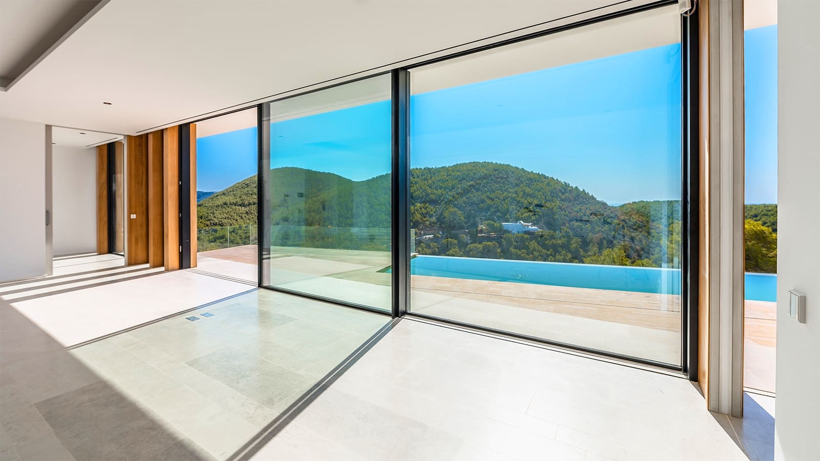 6 soveværelse Villa til salg i Roca Llisa med swimmingpool - € 7.500.000 (Ref: 8374743)