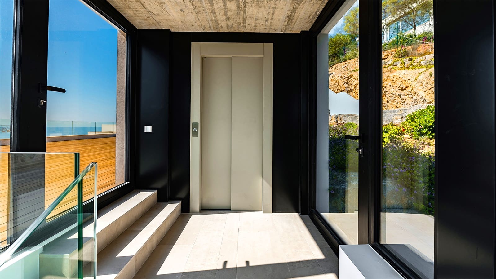 6 soveværelse Villa til salg i Roca Llisa med swimmingpool - € 7.500.000 (Ref: 8374743)