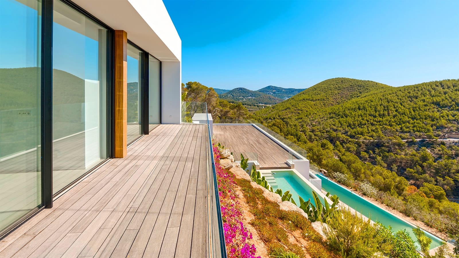 6 soveværelse Villa til salg i Roca Llisa med swimmingpool - € 7.500.000 (Ref: 8374743)