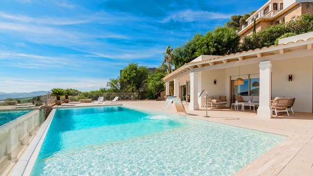 7 soverom Villa til salgs i Ibiza by med svømmebasseng - € 7 900 000 (Ref: 9049609)