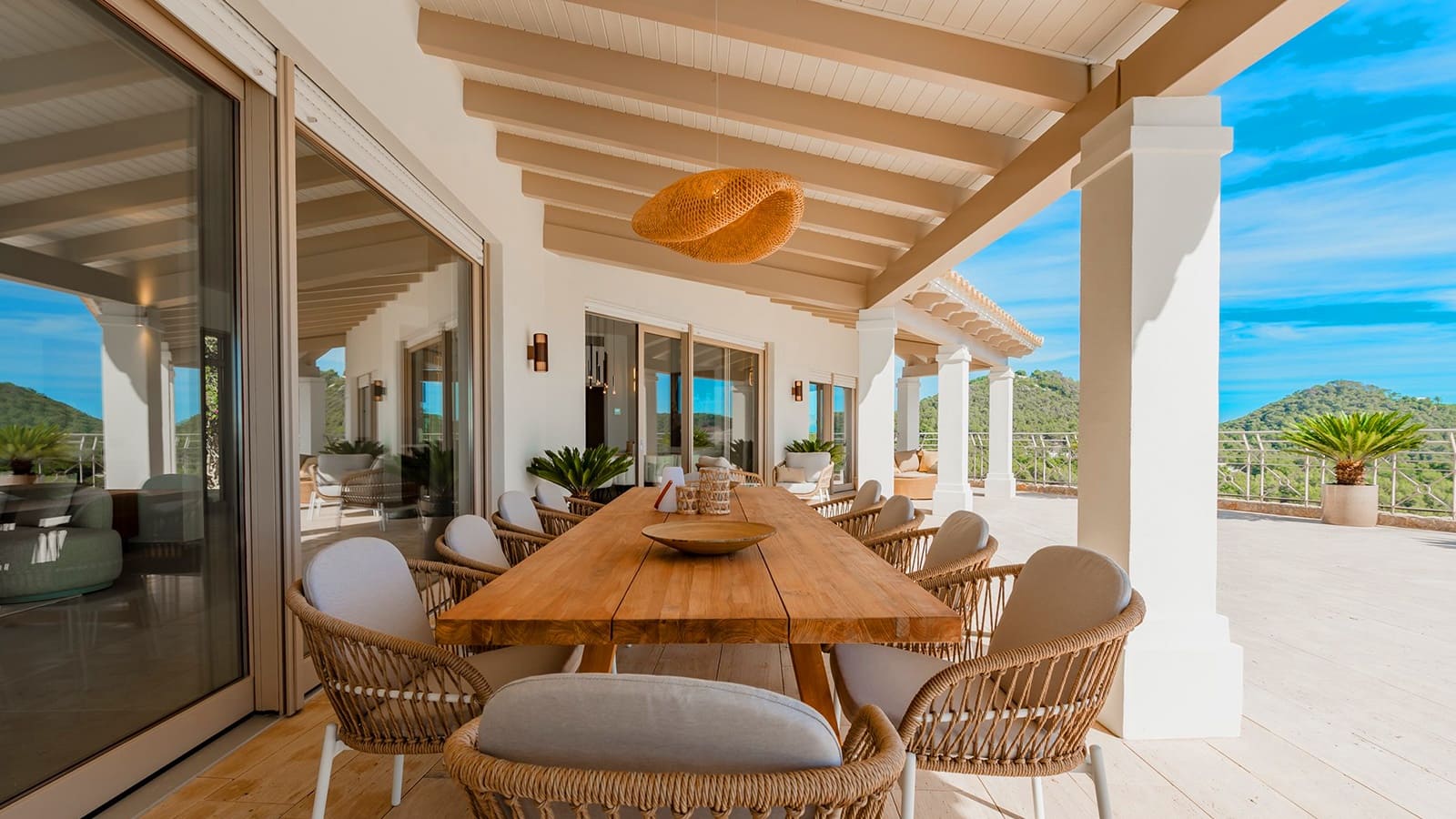 7 soveværelse Villa til salg i Ibiza by med swimmingpool - € 7.900.000 (Ref: 9049609)