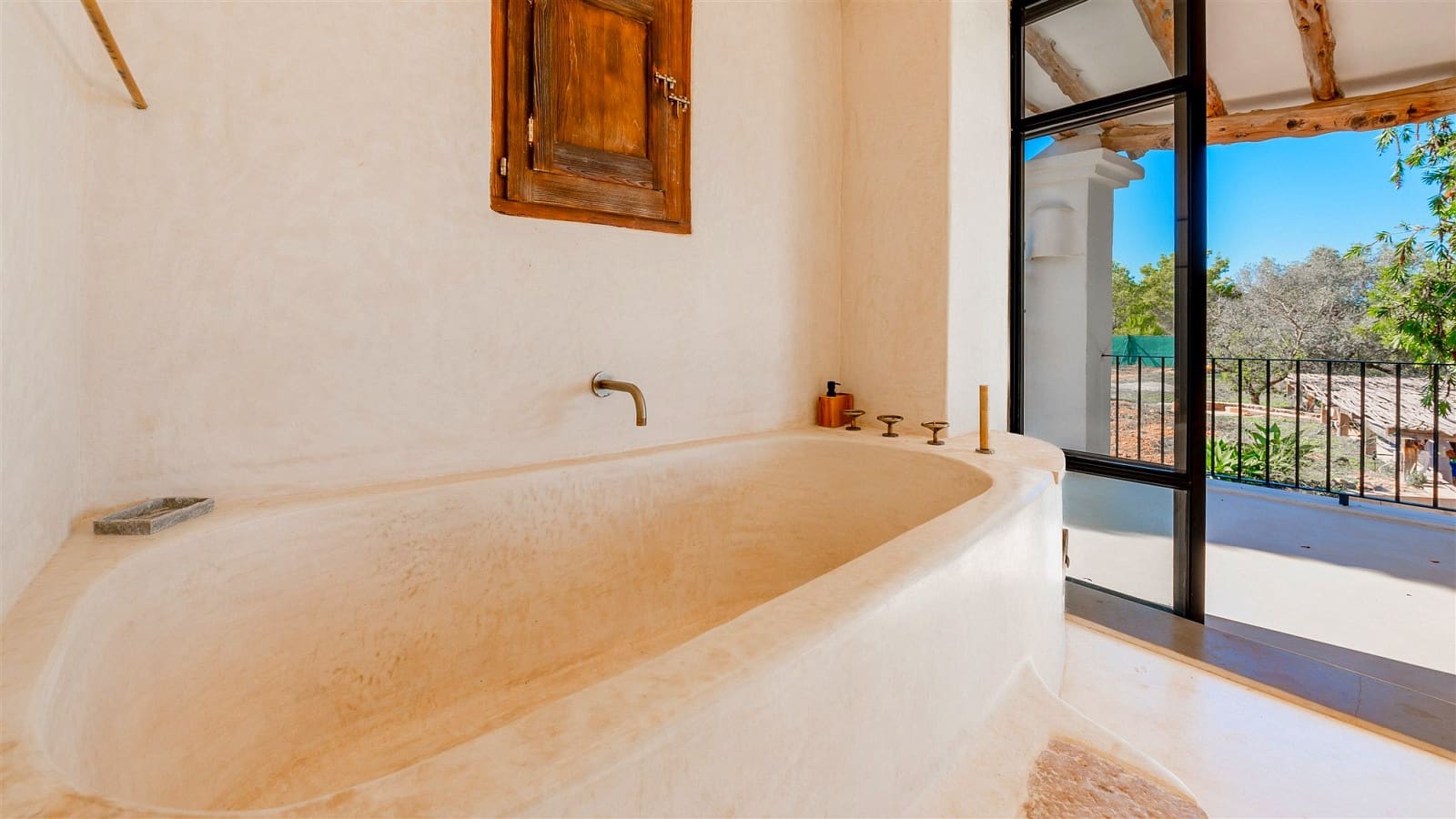 7 soveværelse Finca/Landehus til salg i San Jose / Sant Josep de Sa Talaia med swimmingpool garage - € 10.000.000 (Ref: 9132888)