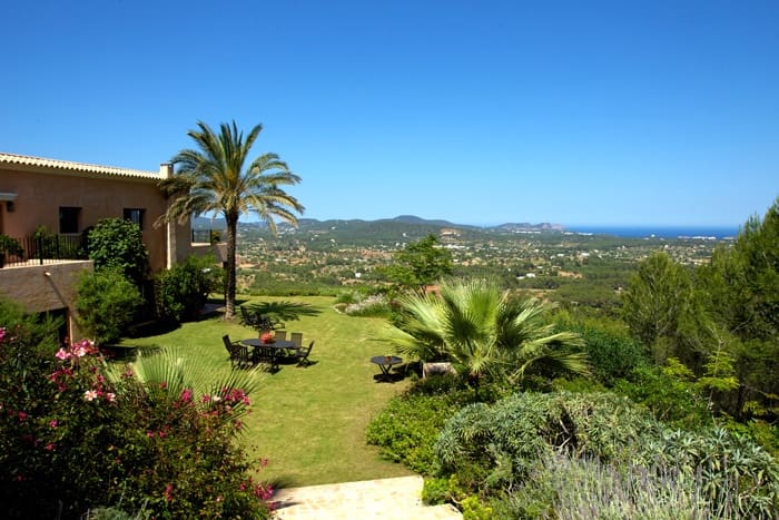 7 bedroom Villa for sale in Santa Eulalia / Santa Eularia with pool garage - € 12,000,000 (Ref: 9133058)