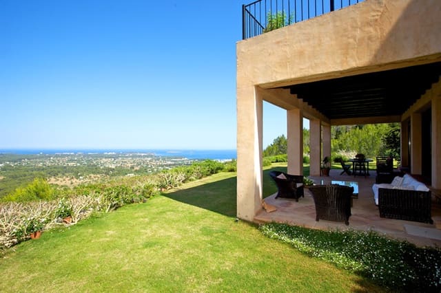 7 bedroom Villa for sale in Santa Eulalia / Santa Eularia with pool garage - € 12,000,000 (Ref: 9133058)