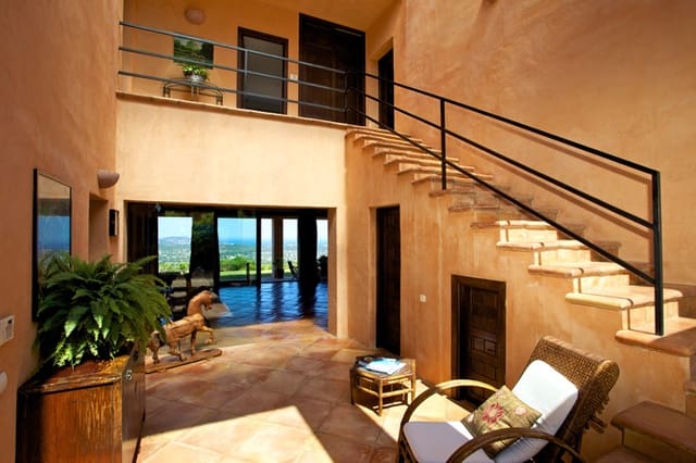 7 bedroom Villa for sale in Santa Eulalia / Santa Eularia with pool garage - € 12,000,000 (Ref: 9133058)