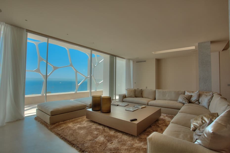 9 soveværelse Villa til salg i Roca Llisa med swimmingpool - € 14.000.000 (Ref: 9134755)