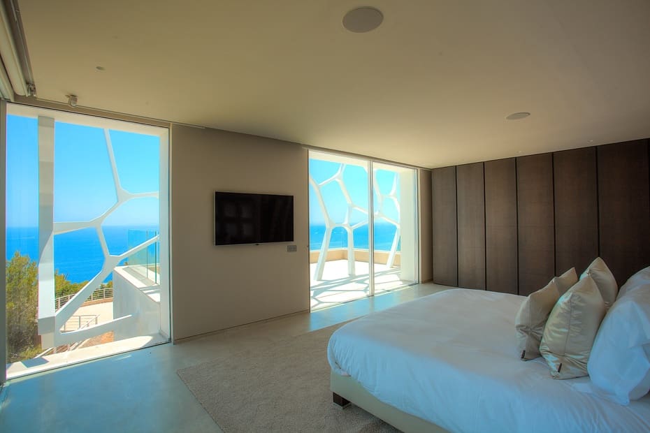 9 soveværelse Villa til salg i Roca Llisa med swimmingpool - € 14.000.000 (Ref: 9134755)