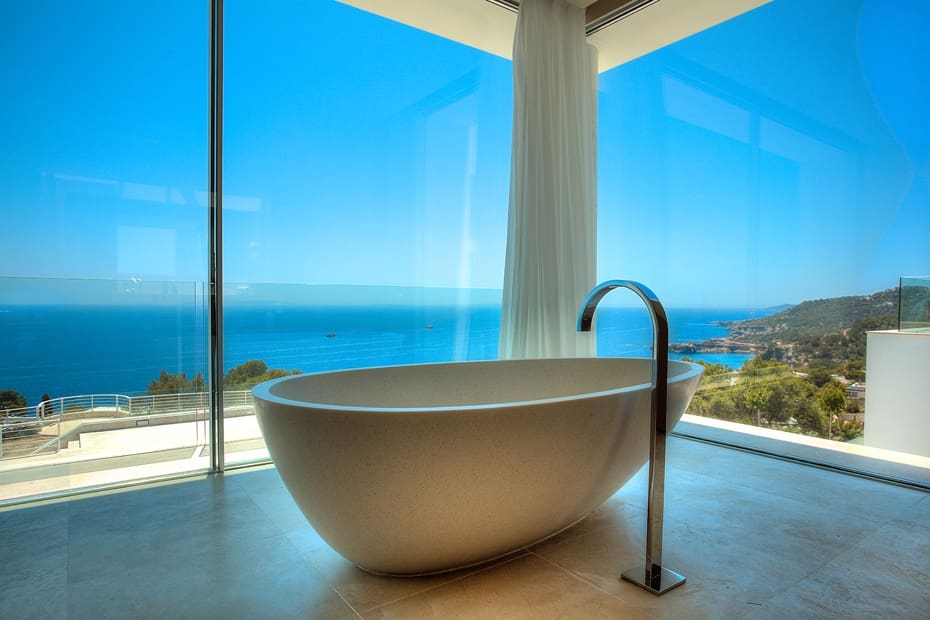 9 soveværelse Villa til salg i Roca Llisa med swimmingpool - € 14.000.000 (Ref: 9134755)