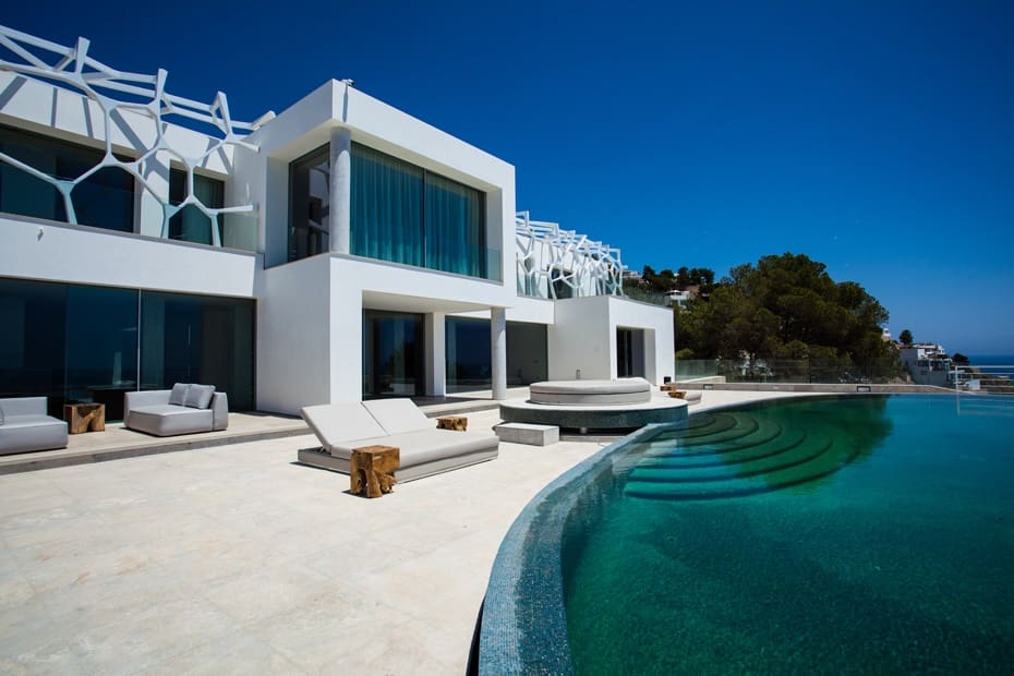 9 soveværelse Villa til salg i Roca Llisa med swimmingpool - € 14.000.000 (Ref: 9134755)