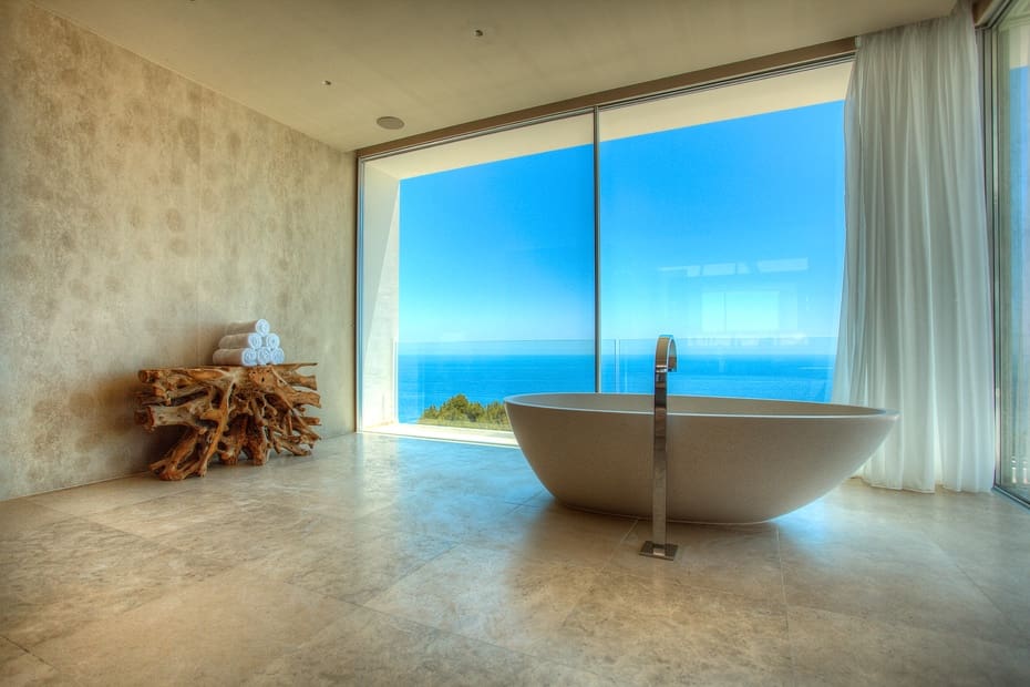 9 soveværelse Villa til salg i Roca Llisa med swimmingpool - € 14.000.000 (Ref: 9134755)