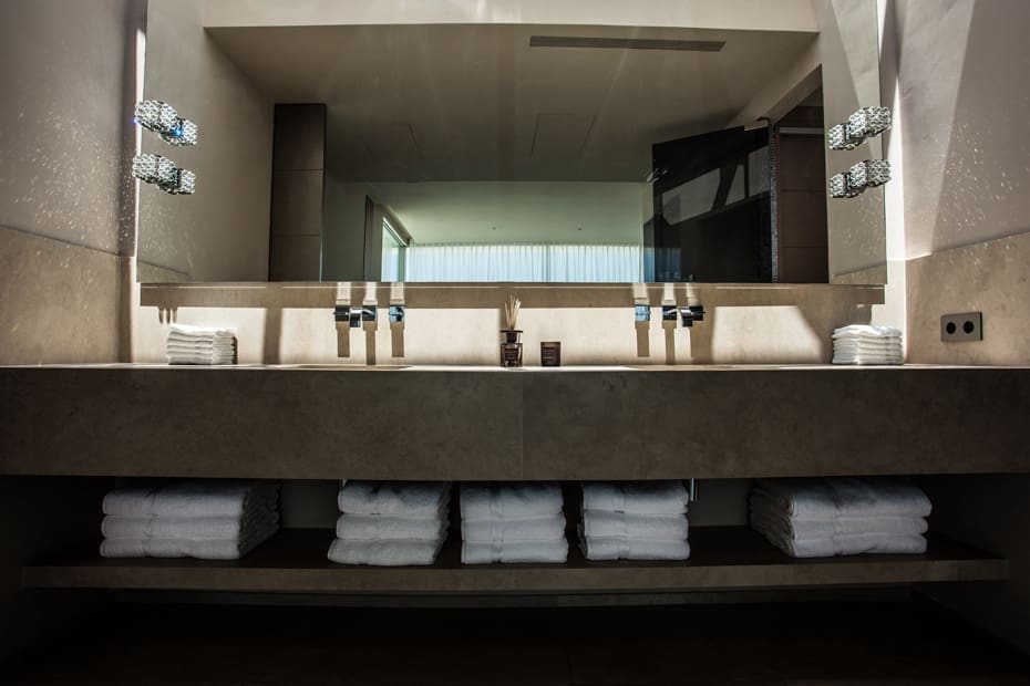 9 soveværelse Villa til salg i Roca Llisa med swimmingpool - € 14.000.000 (Ref: 9134755)