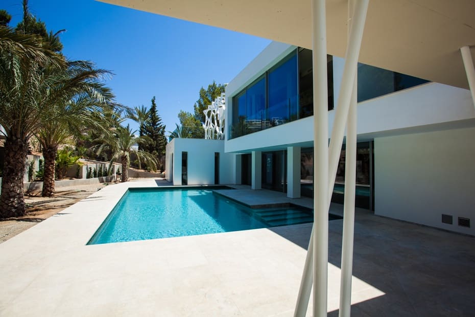 9 soveværelse Villa til salg i Roca Llisa med swimmingpool - € 14.000.000 (Ref: 9134755)