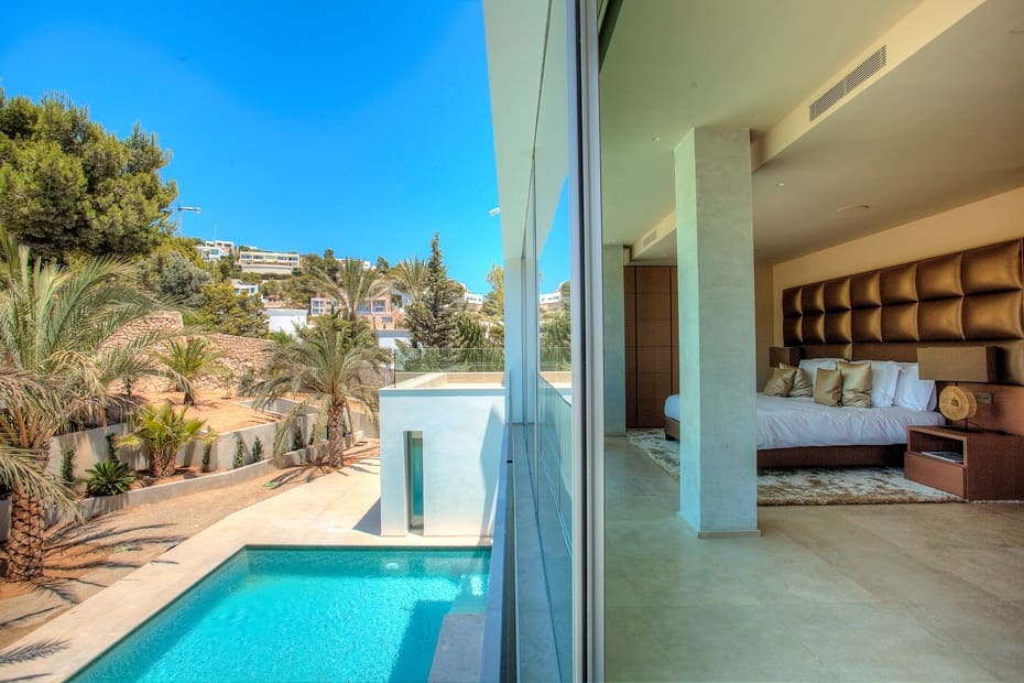 9 soveværelse Villa til salg i Roca Llisa med swimmingpool - € 14.000.000 (Ref: 9134755)