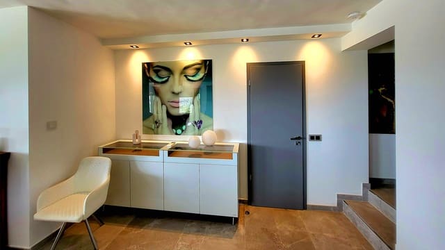 4 soverom Villa til salgs i Can Furnet, Santa Eulalia / Santa Eularia med svømmebasseng - € 3 950 000 (Ref: 9135104)