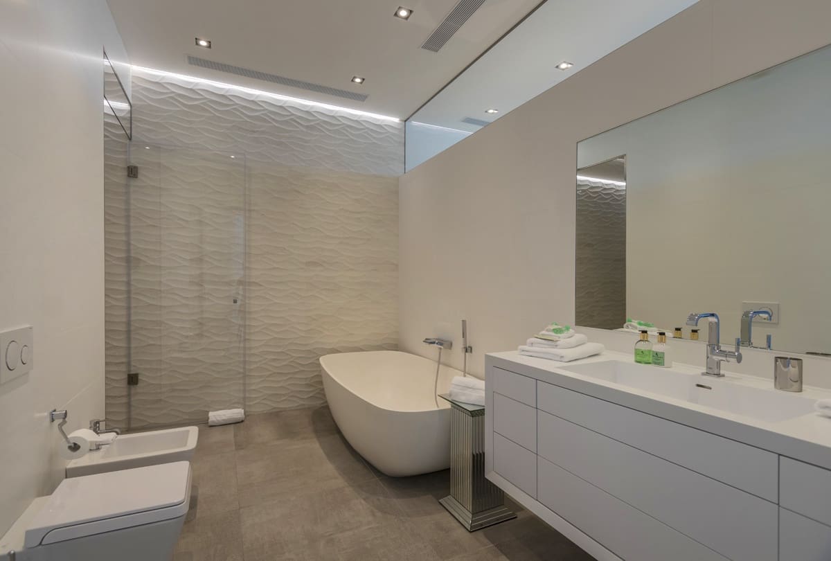 5 bedroom Villa for sale in Santa Eulalia / Santa Eularia with pool - € 12,500,000 (Ref: 9135884)