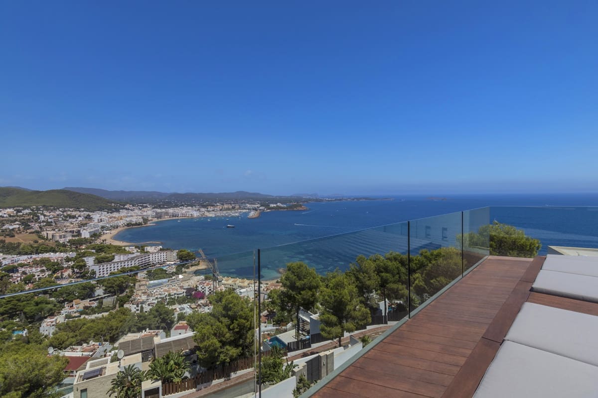 5 bedroom Villa for sale in Santa Eulalia / Santa Eularia with pool - € 12,500,000 (Ref: 9135884)