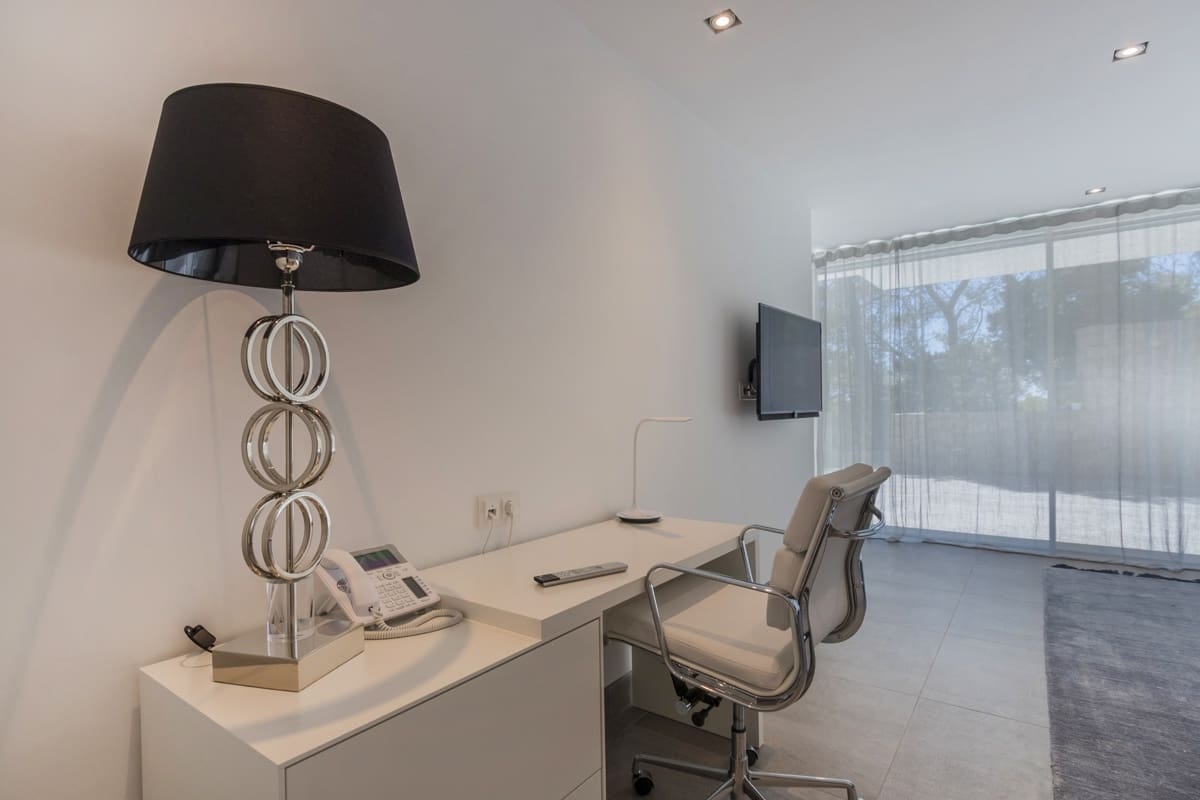 5 bedroom Villa for sale in Santa Eulalia / Santa Eularia with pool - € 12,500,000 (Ref: 9135884)