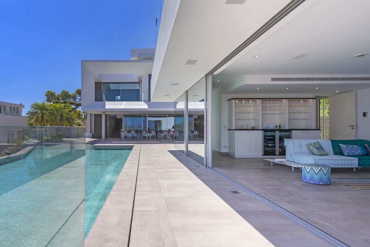 5 bedroom Villa for sale in Santa Eulalia / Santa Eularia with pool - € 12,500,000 (Ref: 9135884)