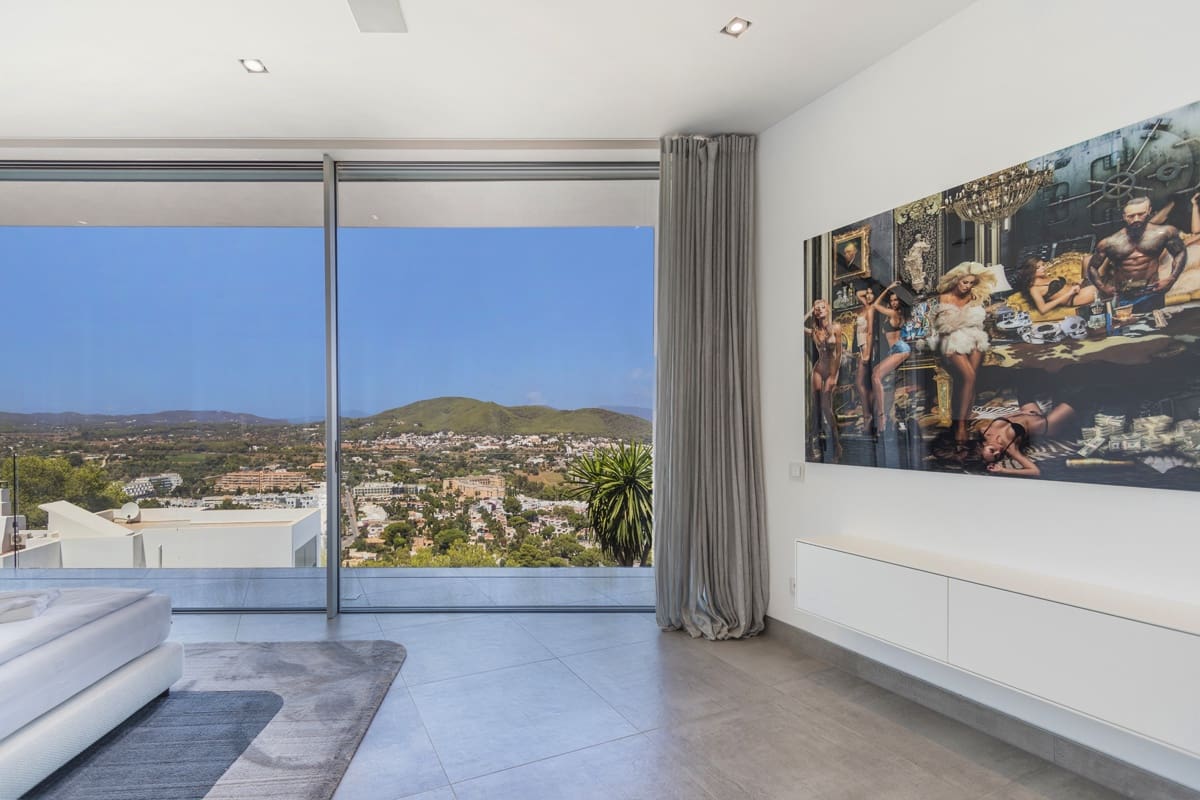 5 bedroom Villa for sale in Santa Eulalia / Santa Eularia with pool - € 12,500,000 (Ref: 9135884)