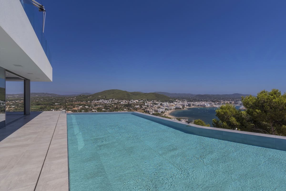 5 bedroom Villa for sale in Santa Eulalia / Santa Eularia with pool - € 12,500,000 (Ref: 9135884)
