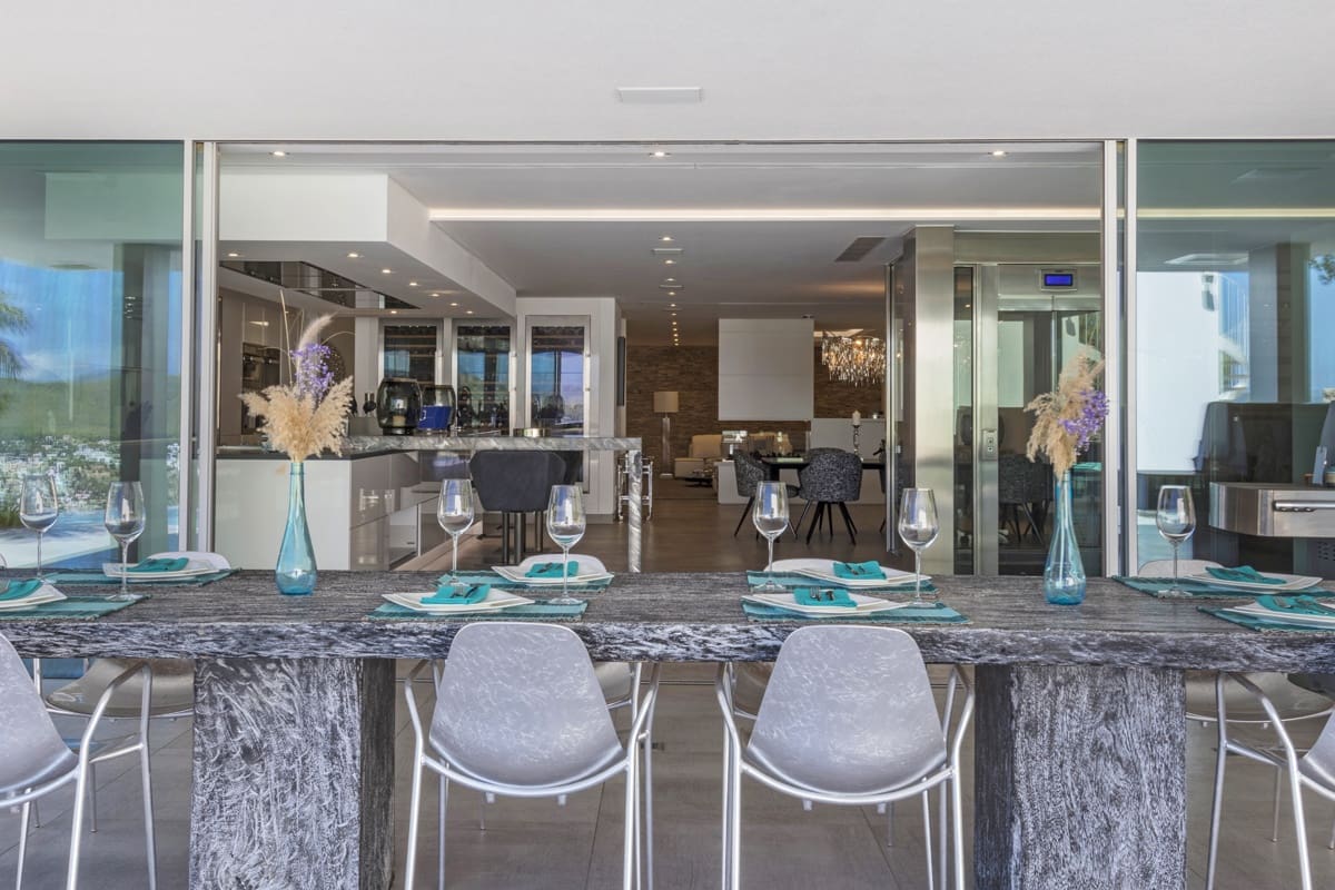 5 bedroom Villa for sale in Santa Eulalia / Santa Eularia with pool - € 12,500,000 (Ref: 9135884)