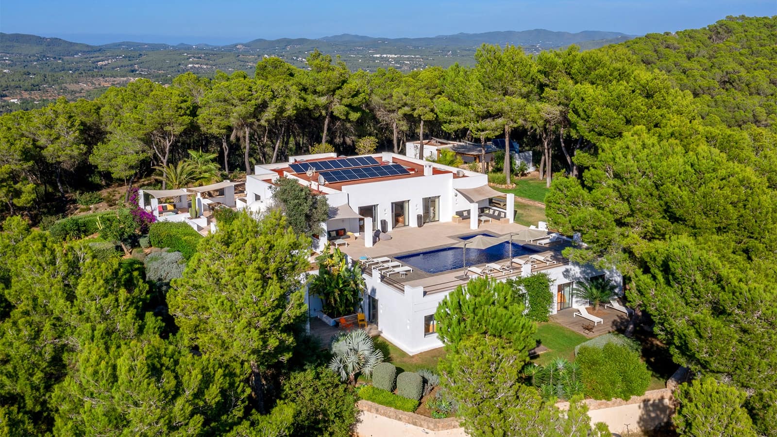 7 soveværelse Villa til salg i Sant Antoni de Portmany med swimmingpool - € 11.900.000 (Ref: 9136146)