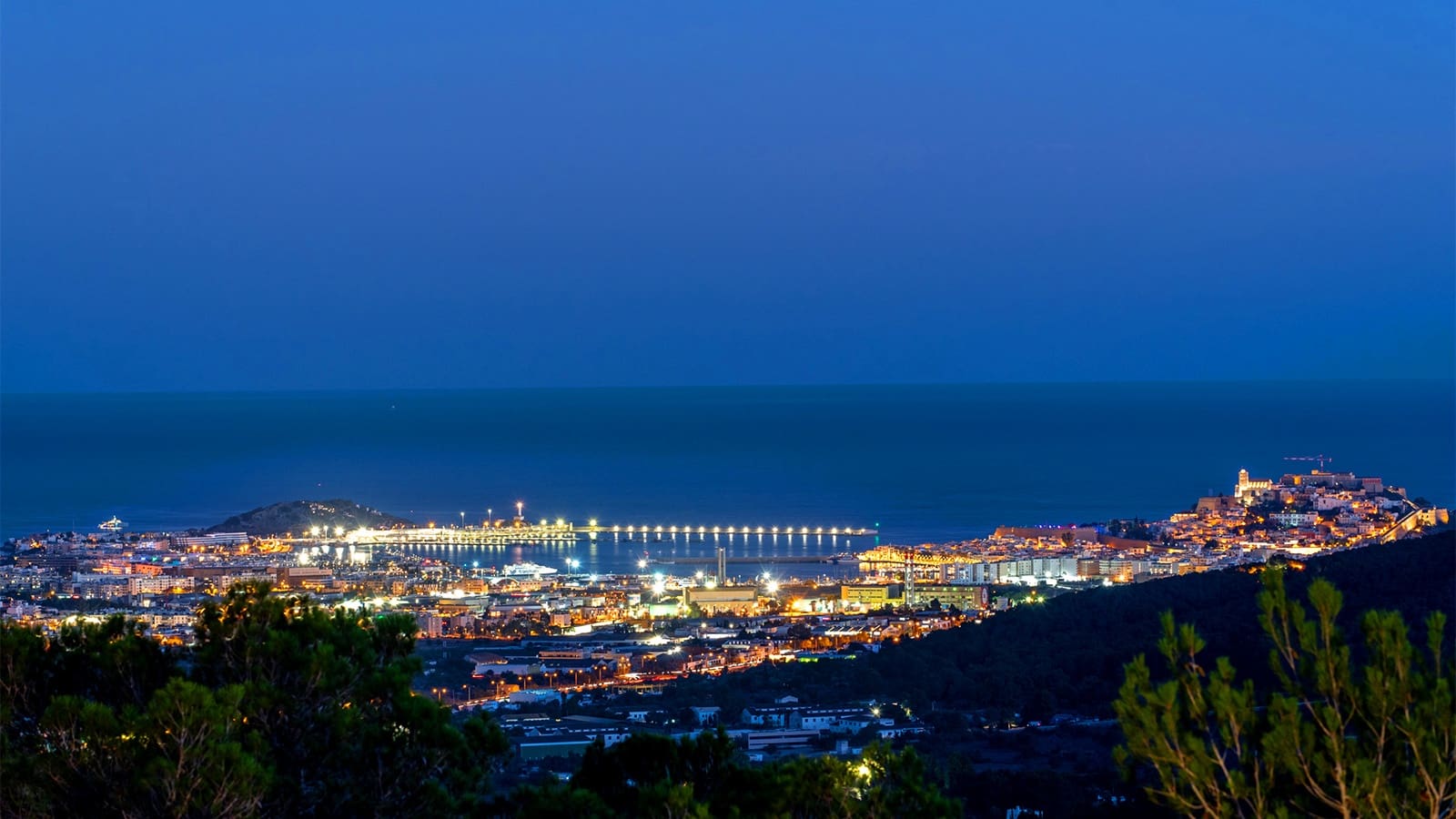 7 soveværelse Villa til salg i Sant Antoni de Portmany med swimmingpool - € 11.900.000 (Ref: 9136146)