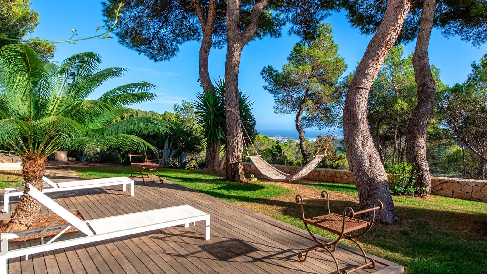 7 soveværelse Villa til salg i Sant Antoni de Portmany med swimmingpool - € 11.900.000 (Ref: 9136146)