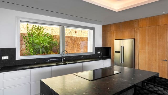 5 soveværelse Villa til salg i Es Cubells, San Jose / Sant Josep de Sa Talaia med swimmingpool - € 16.000.000 (Ref: 9138524)