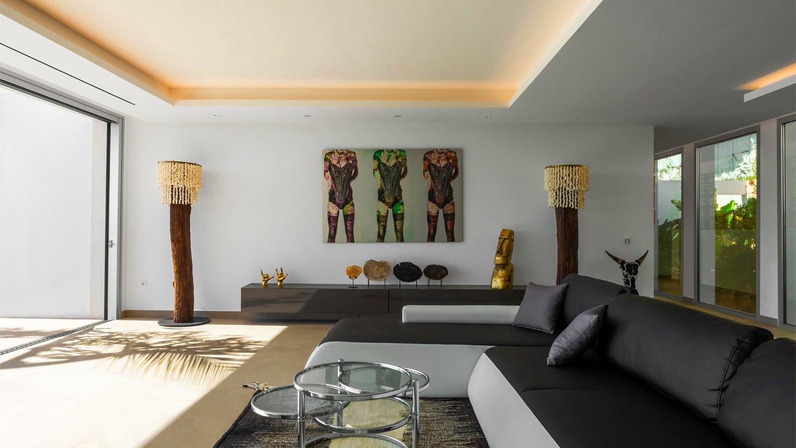 5 soverom Villa til salgs i Es Cubells med svømmebasseng - € 16 000 000 (Ref: 9138524)