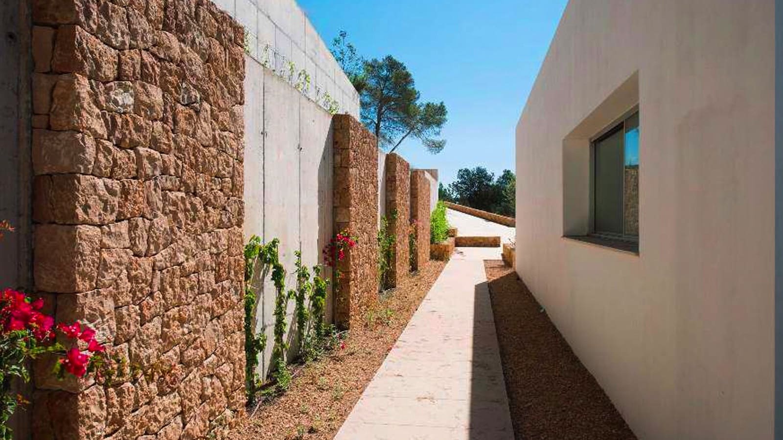 5 soverom Villa til salgs i Es Cubells med svømmebasseng - € 16 000 000 (Ref: 9138524)