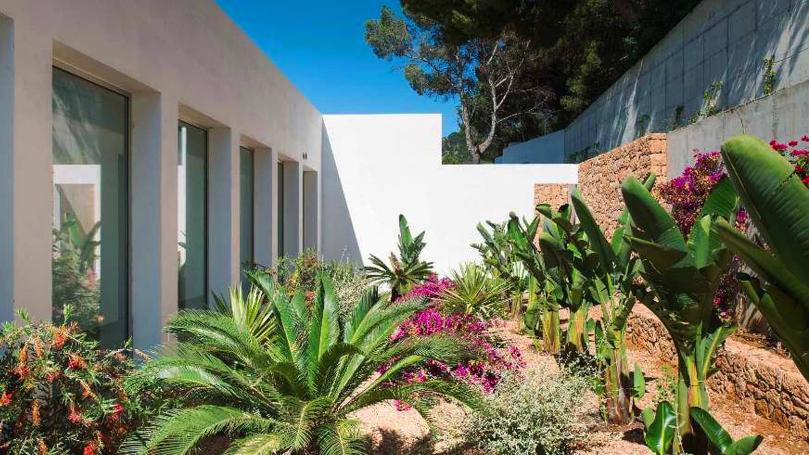 5 soverom Villa til salgs i Es Cubells med svømmebasseng - € 16 000 000 (Ref: 9138524)