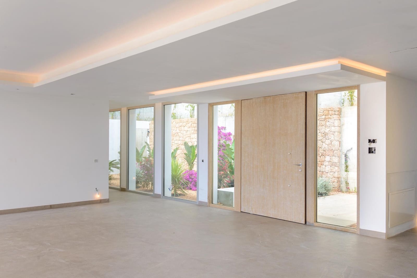 5 soverom Villa til salgs i Es Cubells med svømmebasseng - € 16 000 000 (Ref: 9138524)