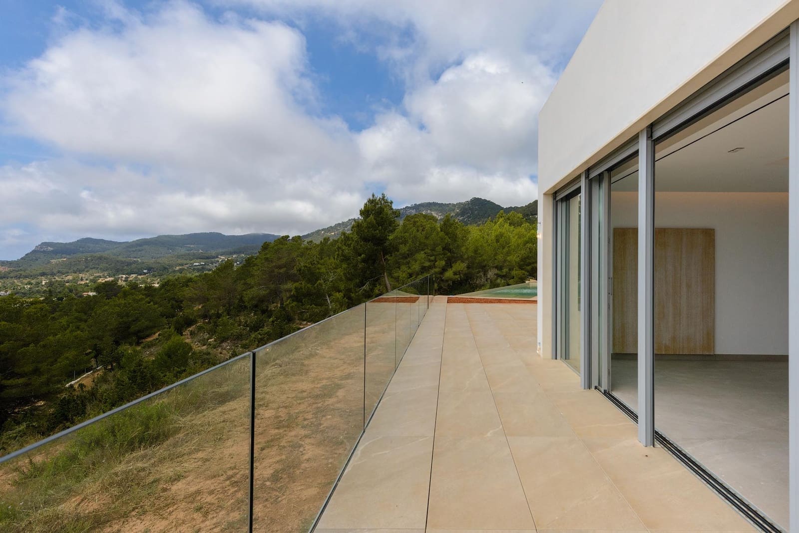 5 soverom Villa til salgs i Es Cubells med svømmebasseng - € 16 000 000 (Ref: 9138524)