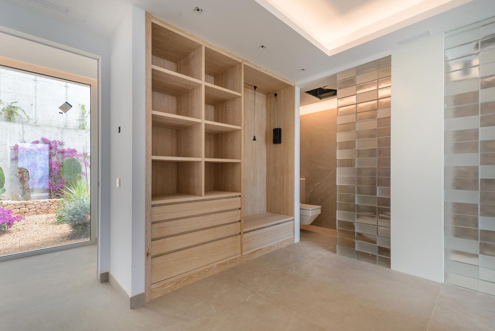 5 soverom Villa til salgs i Es Cubells med svømmebasseng - € 16 000 000 (Ref: 9138524)