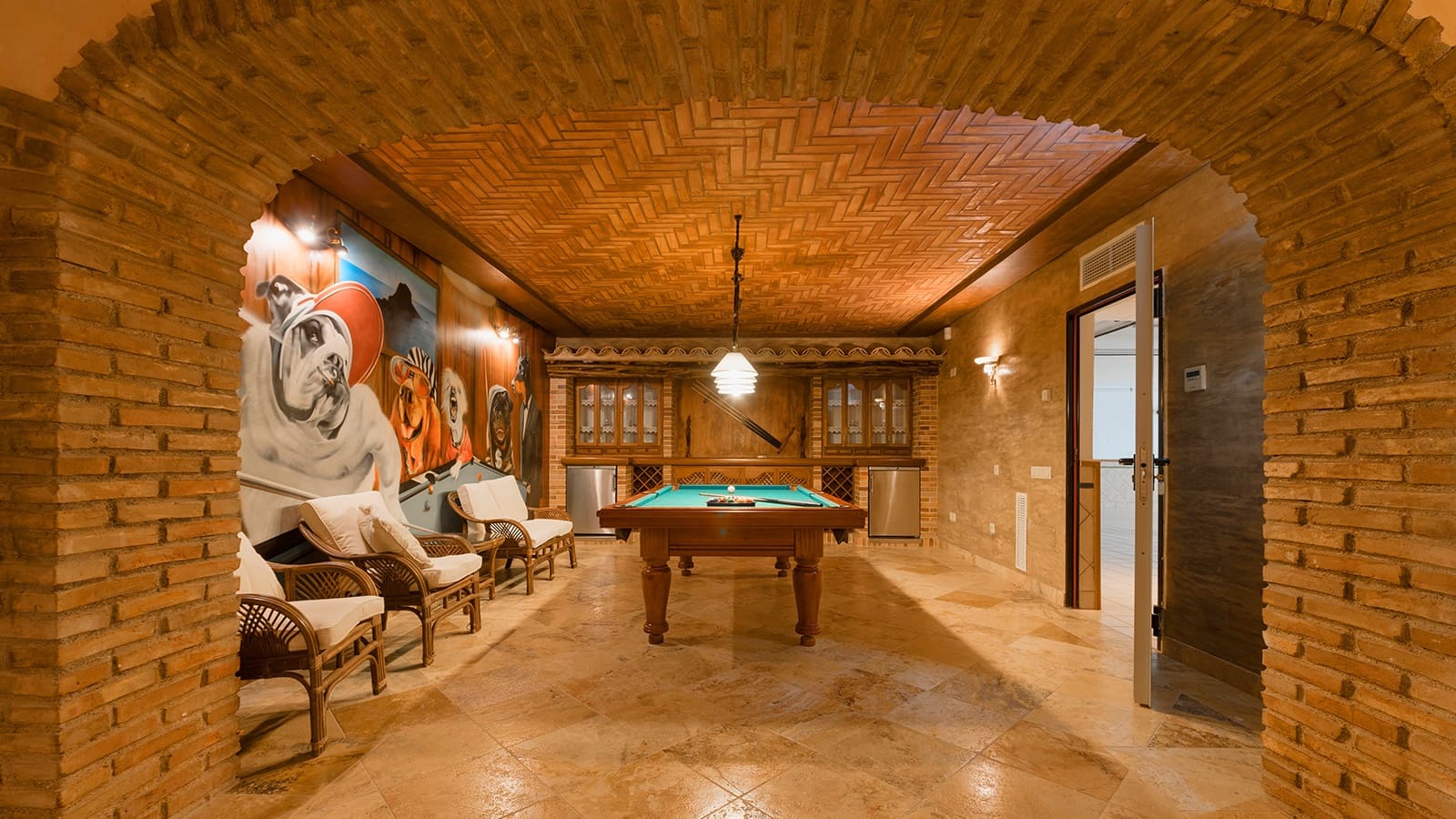 7 bedroom Villa for sale in Ibiza / Eivissa town with pool - € 9,500,000 (Ref: 9141882)