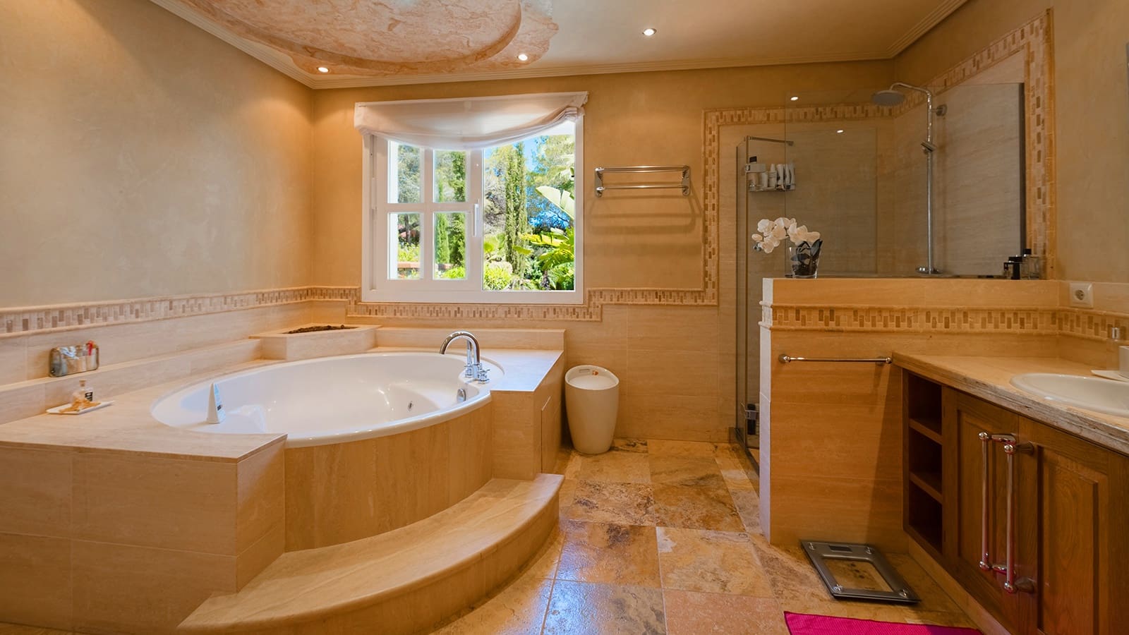 7 bedroom Villa for sale in Ibiza / Eivissa town with pool - € 9,500,000 (Ref: 9141882)