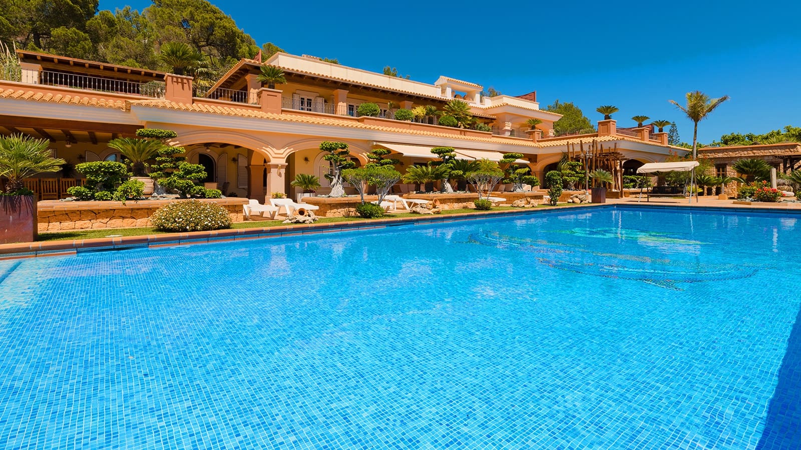 7 bedroom Villa for sale in Ibiza / Eivissa town with pool - € 9,500,000 (Ref: 9141882)