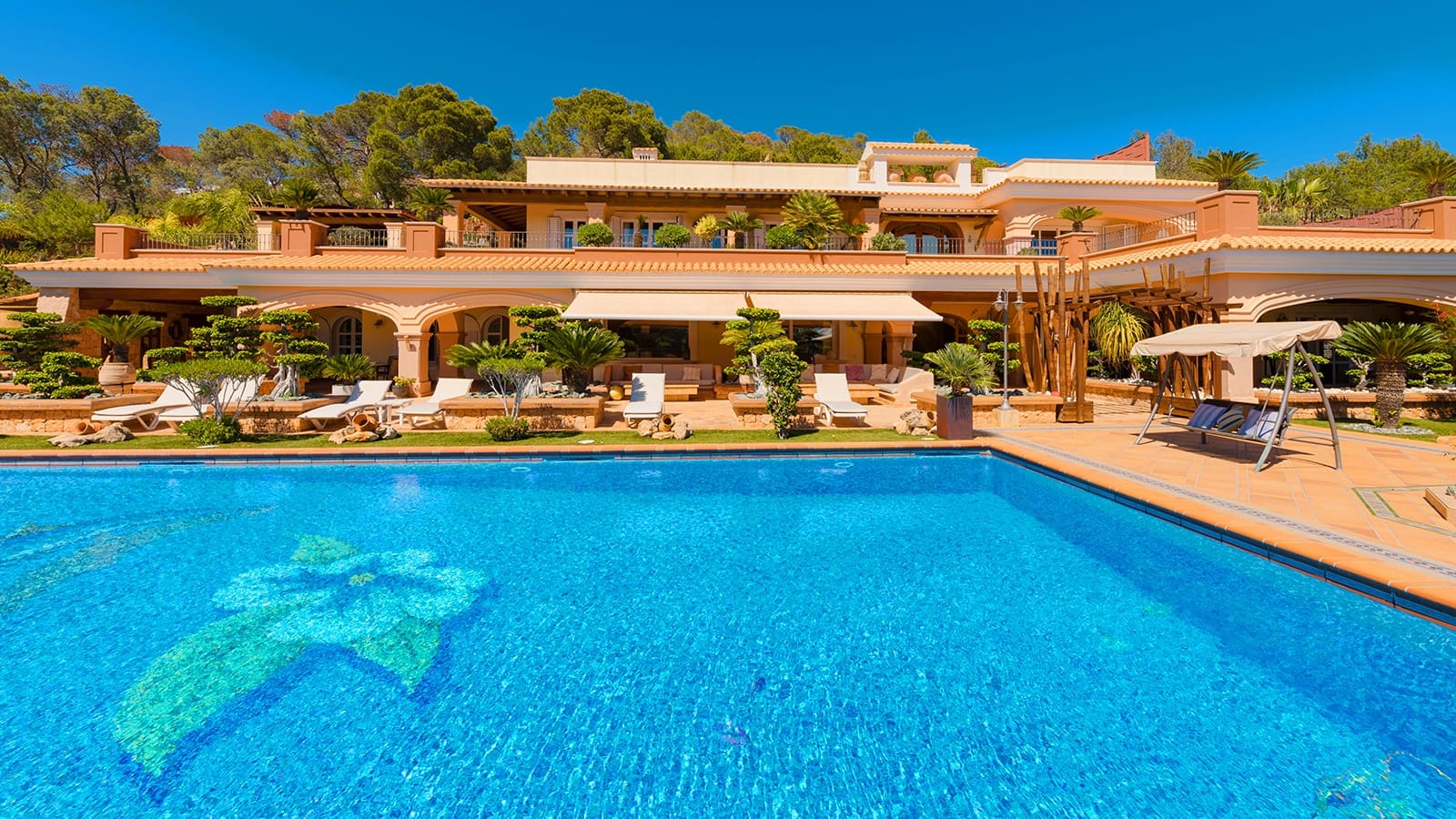 7 bedroom Villa for sale in Ibiza / Eivissa town with pool - € 9,500,000 (Ref: 9141882)