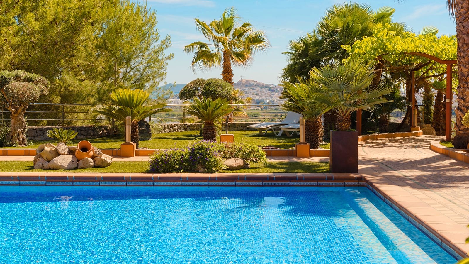 7 bedroom Villa for sale in Ibiza / Eivissa town with pool - € 9,500,000 (Ref: 9141882)