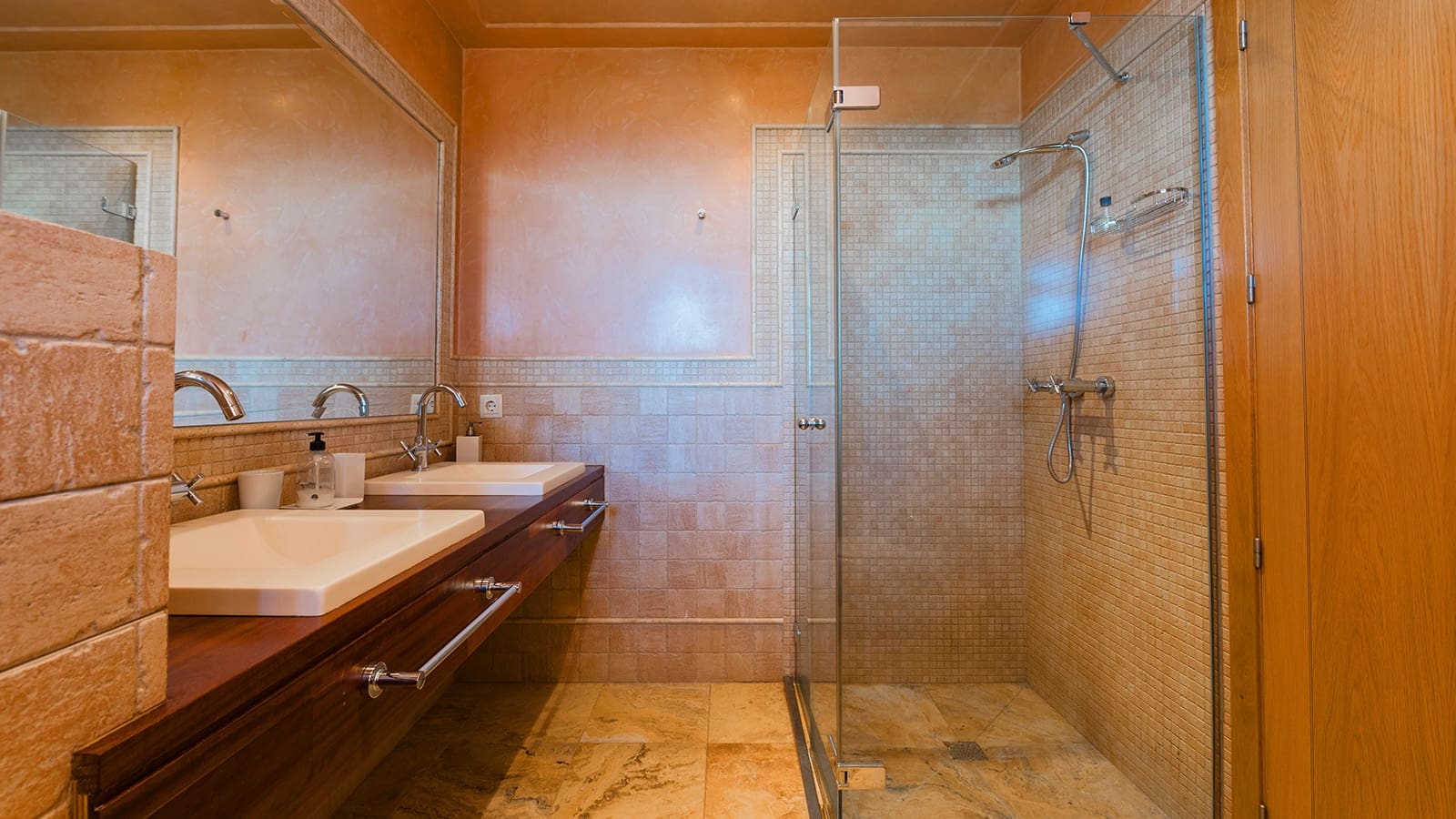 7 bedroom Villa for sale in Ibiza / Eivissa town with pool - € 9,500,000 (Ref: 9141882)