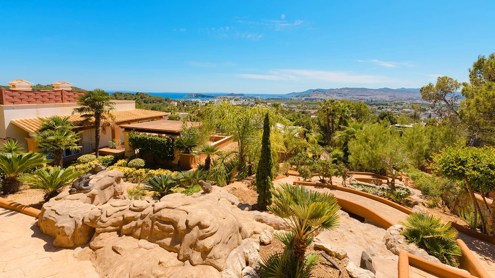 7 bedroom Villa for sale in Ibiza / Eivissa town with pool - € 9,500,000 (Ref: 9141882)