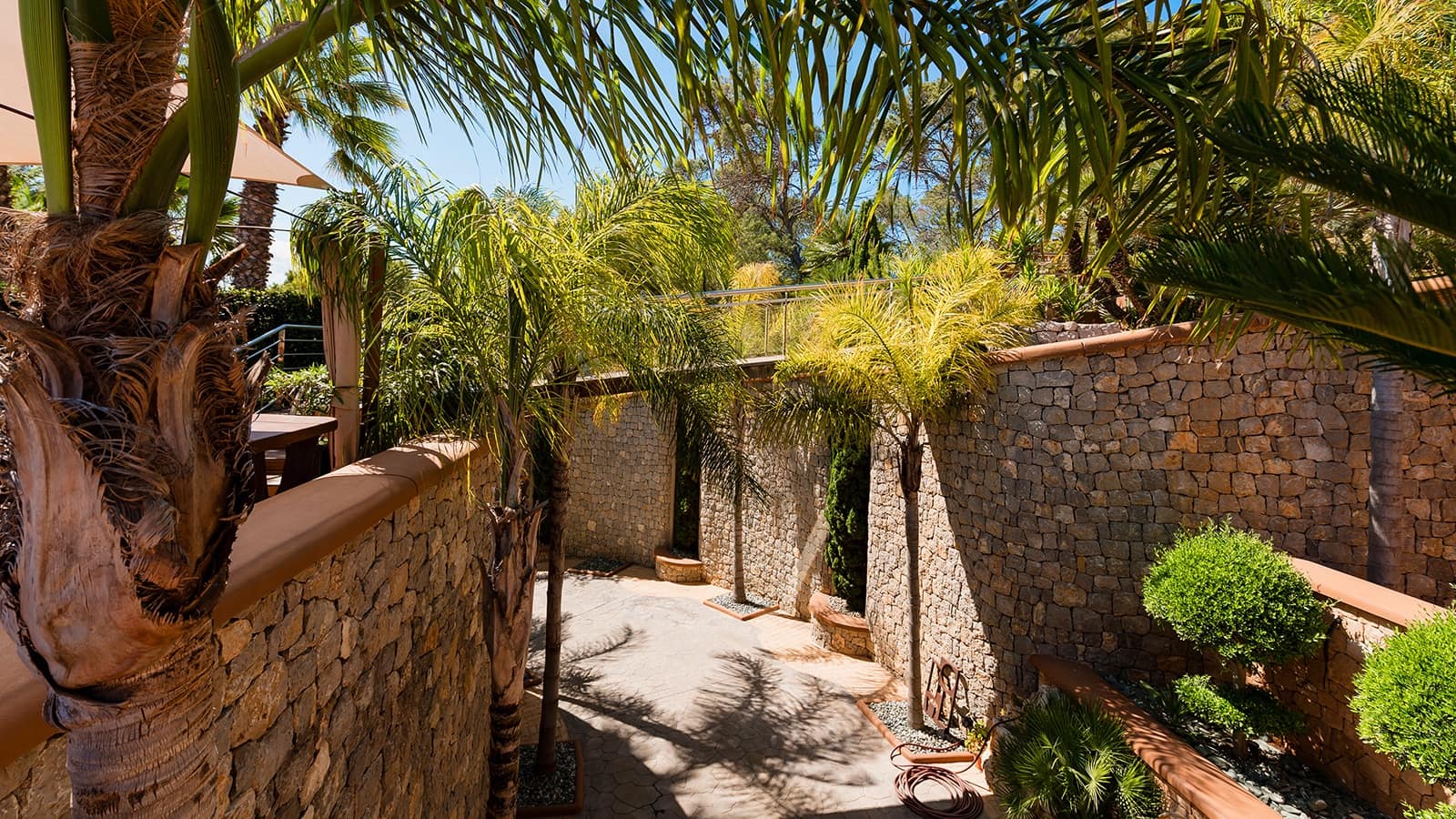 7 bedroom Villa for sale in Ibiza / Eivissa town with pool - € 9,500,000 (Ref: 9141882)