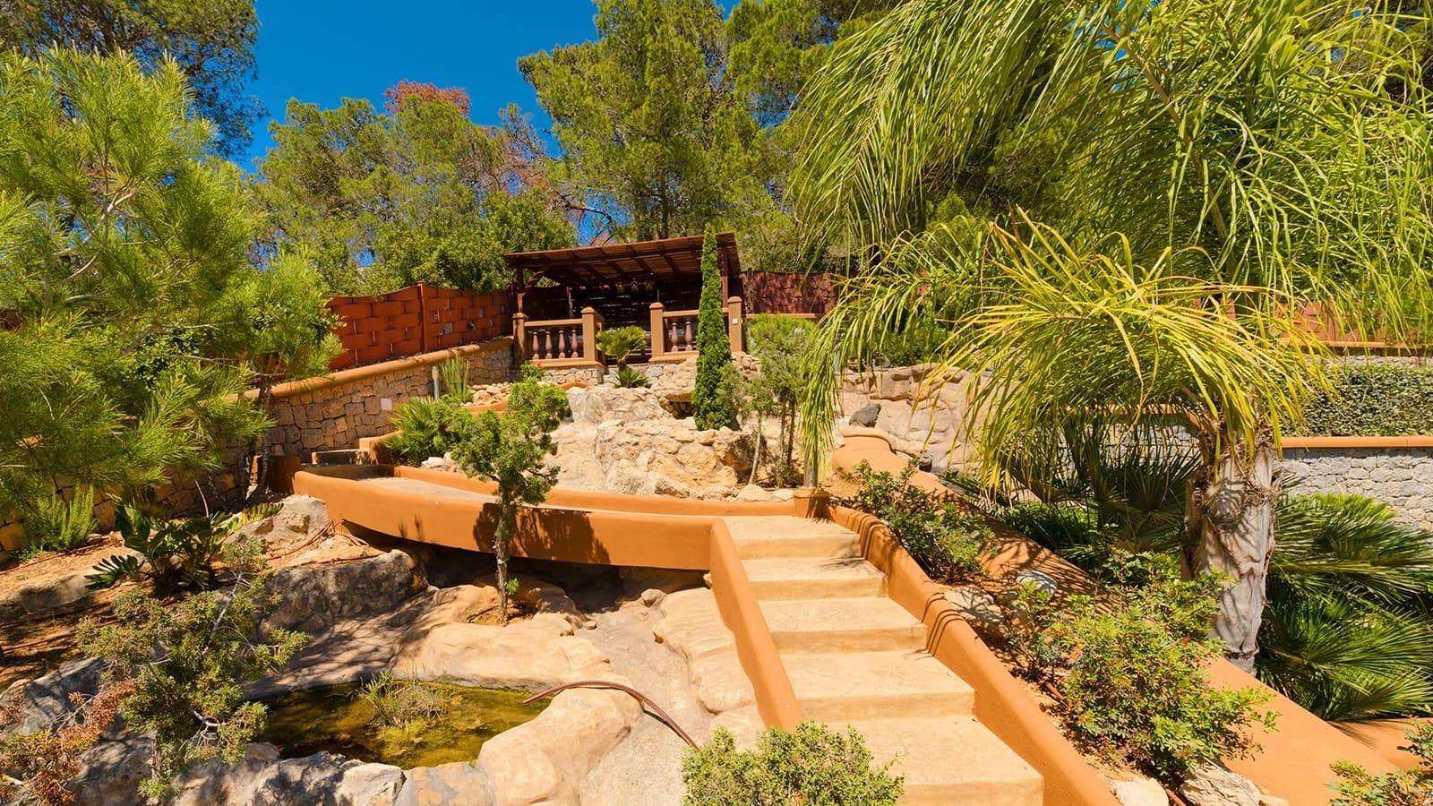 7 bedroom Villa for sale in Ibiza / Eivissa town with pool - € 9,500,000 (Ref: 9141882)