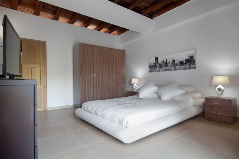 10 bedroom Villa for sale in Santa Eulalia / Santa Eularia with pool - € 16,000,000 (Ref: 9142053)