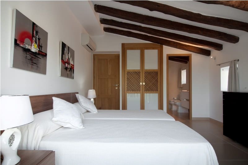 10 bedroom Villa for sale in Santa Eulalia / Santa Eularia with pool - € 16,000,000 (Ref: 9142053)