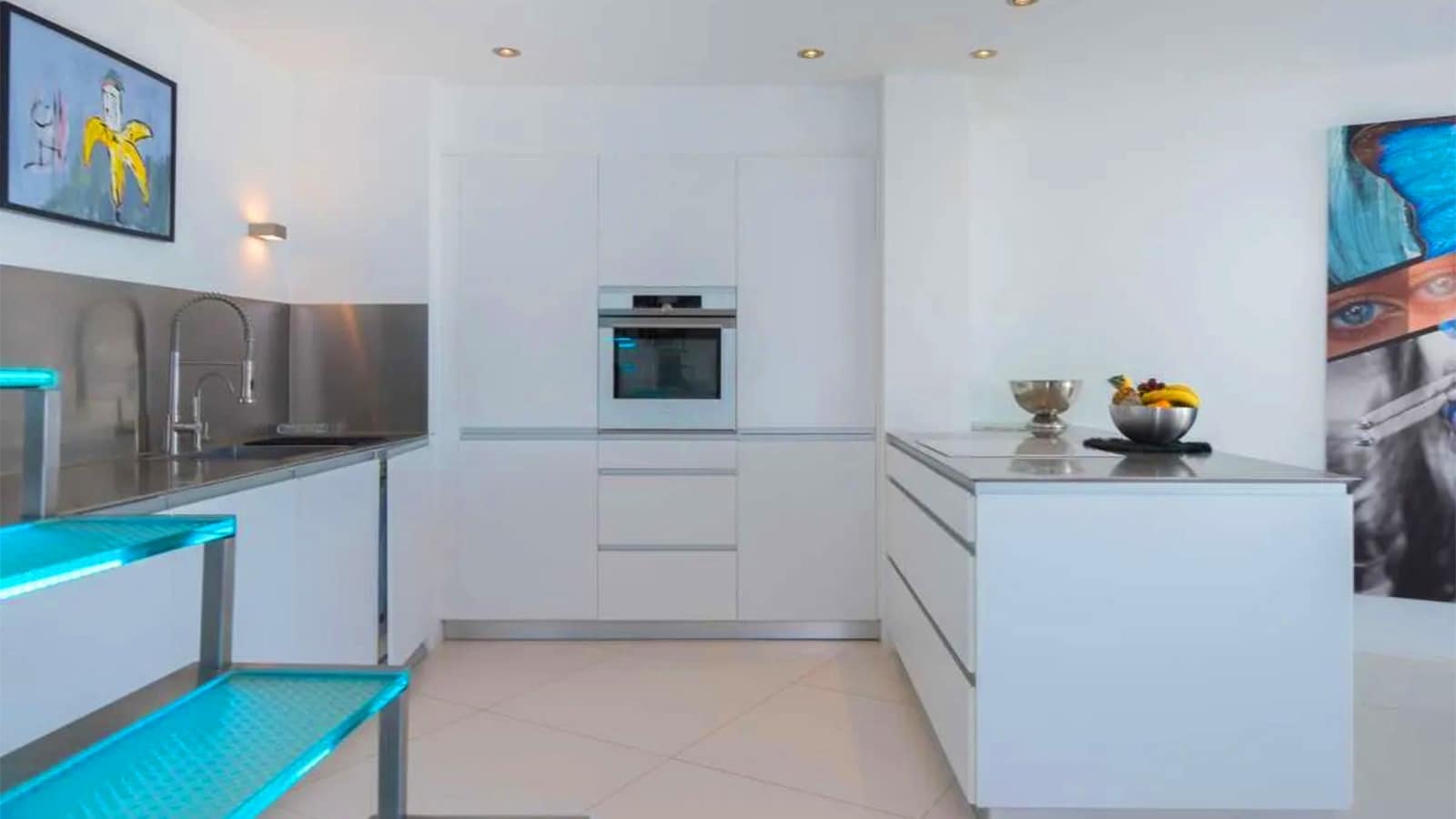 2 bedroom Apartment for sale in Ibiza / Eivissa town with pool - € 2,350,000 (Ref: 9158706)